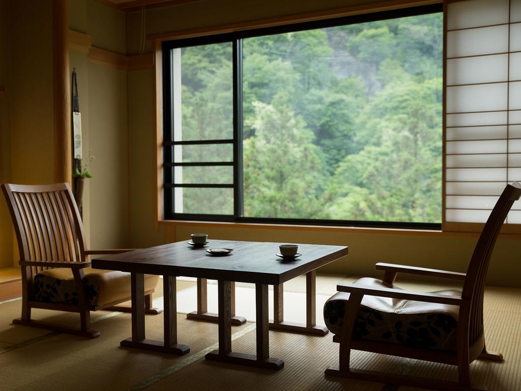 Kanouya Hotel Shibukawa Bagian luar foto